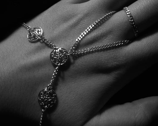 Three small ornament hand chain