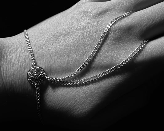 Small ornament thick hand chain